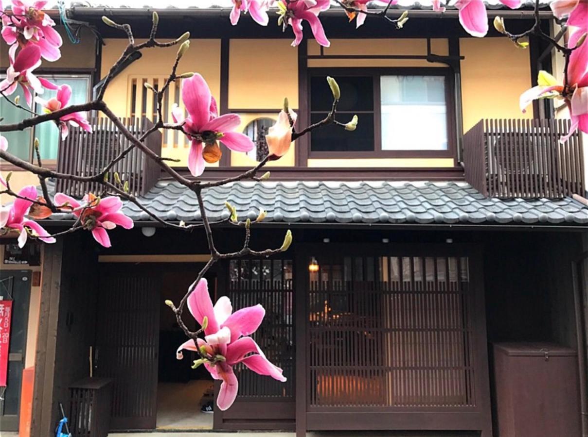 京町家の宿 三石 Kyoto Exteriör bild